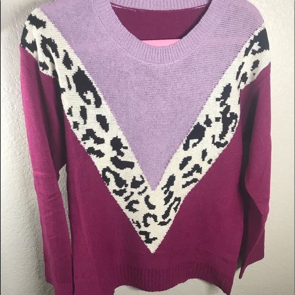 Leopard Pink Purple V- Two Tone Knit Sweater - Picture 3 of 6